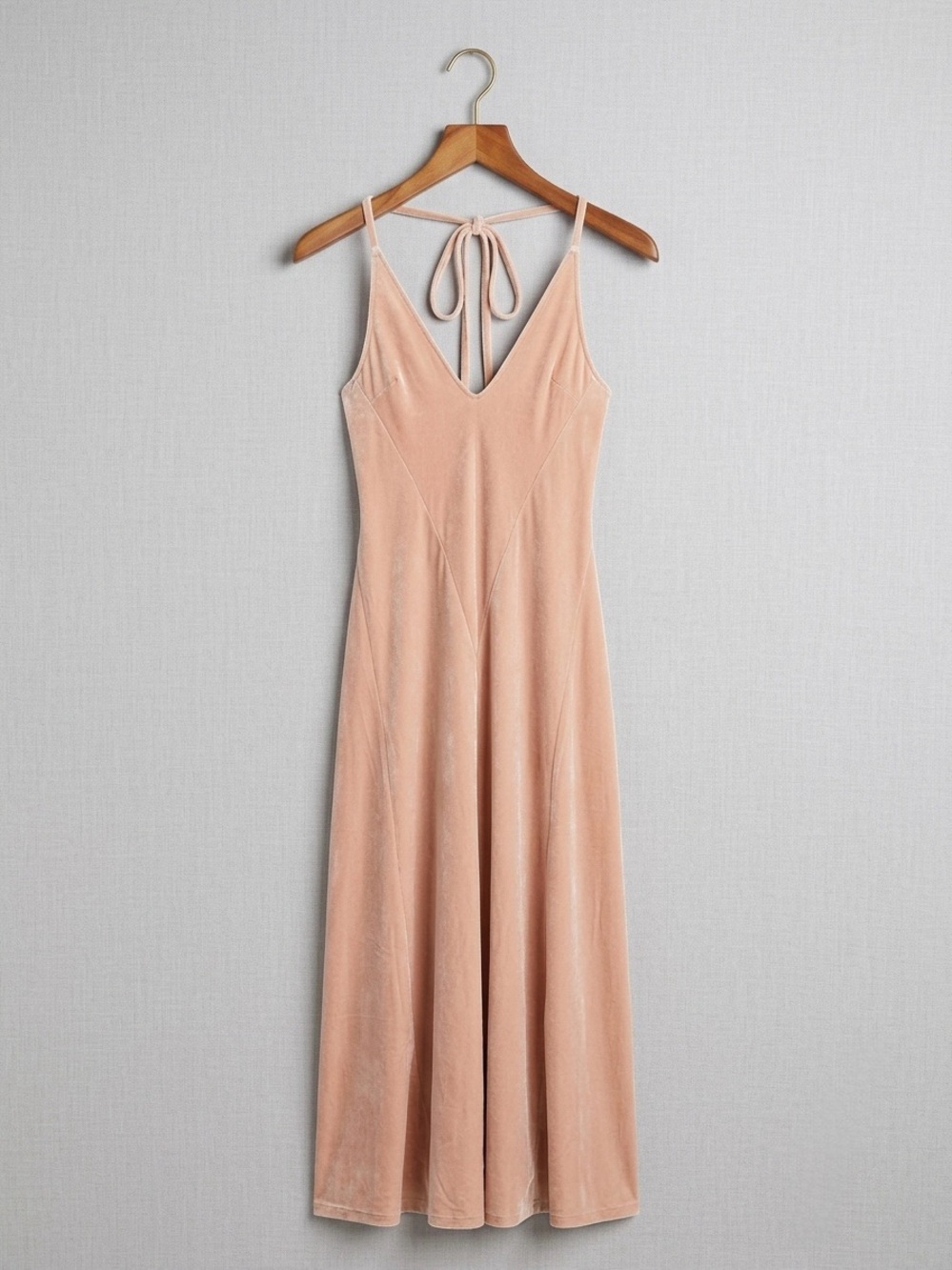 Elegant Velvet Halter Maxi Dress